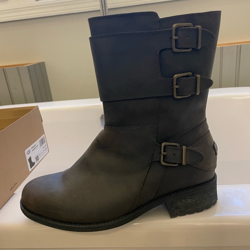UGG Wilcox Water Resistant Nubuck Leather Sheepskin Buckle Moto Boots 1016169